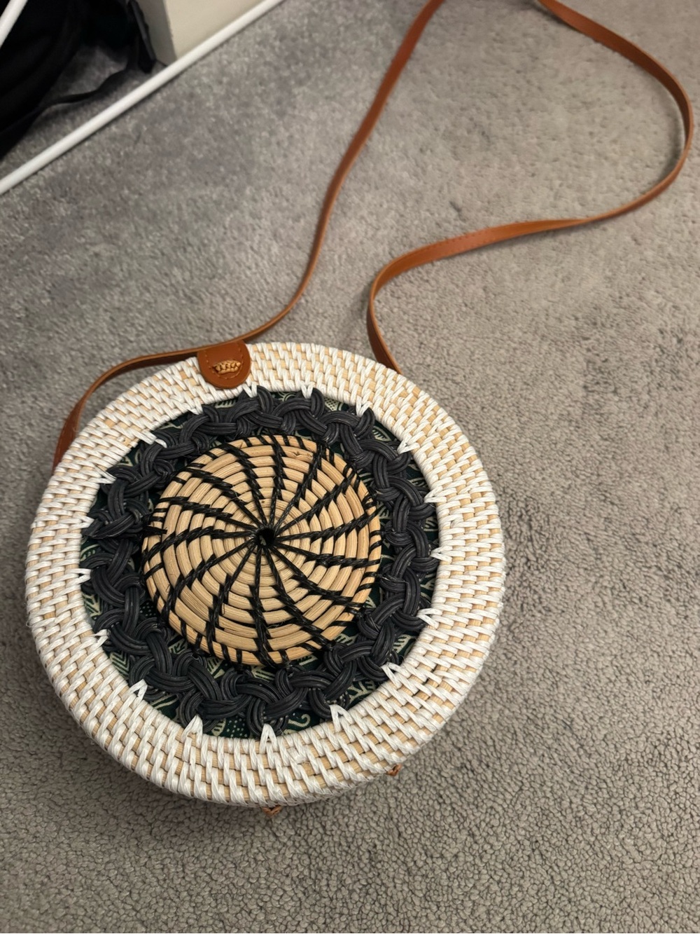 Round Woven Crossbody Bag in White, Black and Tan